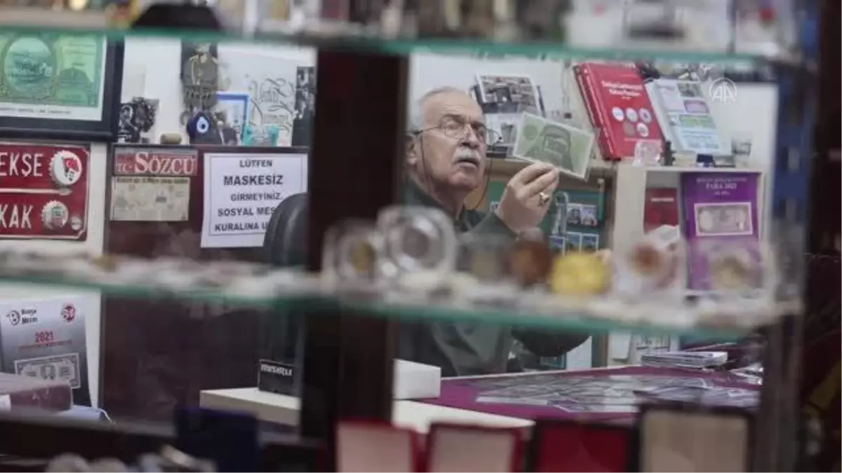 7 yaşında pullarla başlayan koleksiyon merakı 64 yıldır sürüyor