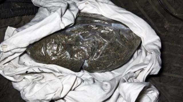 Ceviz satılan kamyonette 500 gram sentetik uyuşturucu ele geçirildi Ceviz satılan kamyonette 500 gram sentetik uyuşturucu ele geçirildi