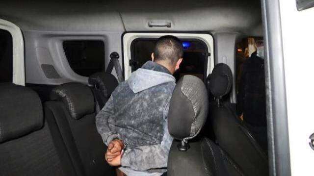 Ceviz satılan kamyonette 500 gram sentetik uyuşturucu ele geçirildi Ceviz satılan kamyonette 500 gram sentetik uyuşturucu ele geçirildi