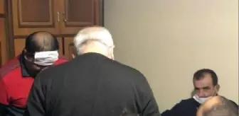 Evde kumar oynarken yakalandılar