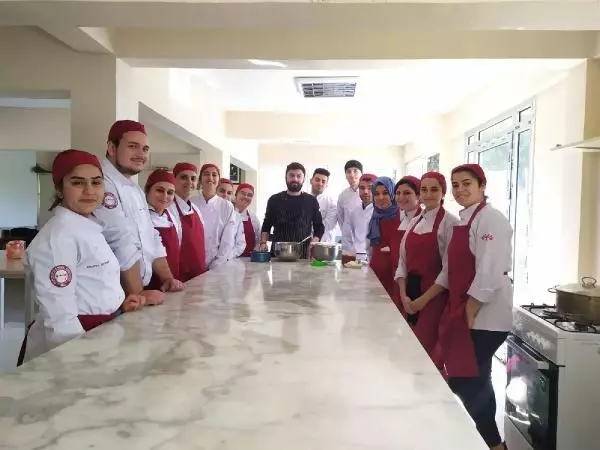 Geleceğin şefleri bu merkezde yetişecek Geleceğin şefleri bu merkezde yetişecek