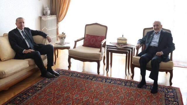 İttifak pazarlığı sürerken Milli Görüş'ün yayın organı AK Parti'ye kapılarını açtı