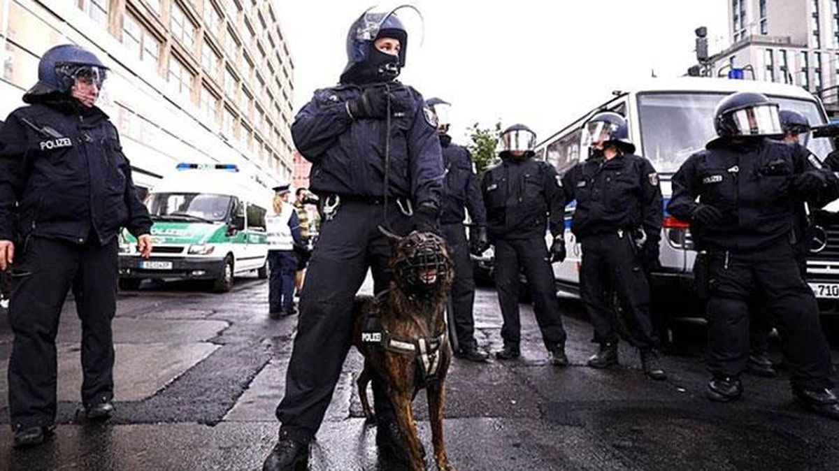 Almanya'da polis şiddeti! Türk aileyi hastanelik ettiler