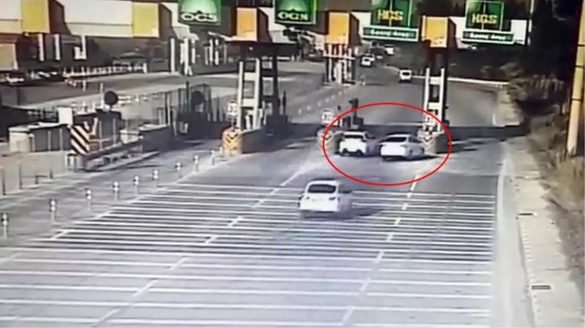 Cinayet gibi kaza! Sıkıştırdığı araçta iki kişi öldü, sorumsuz sürücü umursamayıp kaçtı