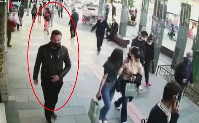 Sokak ortasında eşinin yanında tacize uğrayan kadın: Bir el kalçamı sıktı