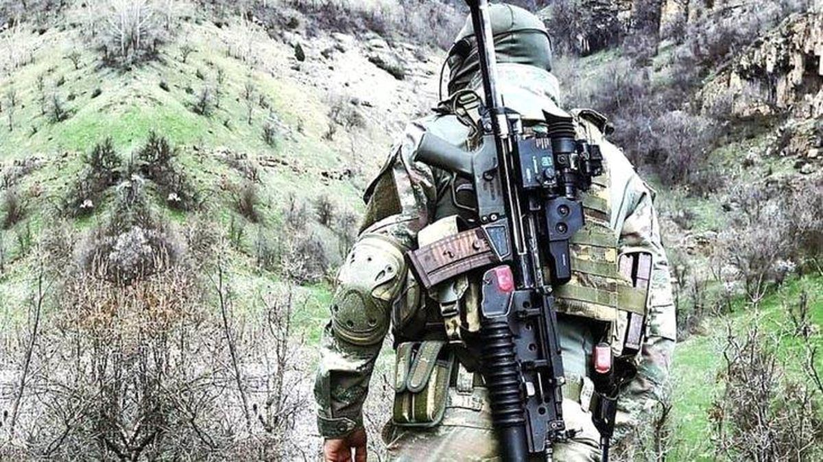 Son Dakika! Azez'de zeytin toplayan çiftçilere saldırı düzenleyen 3 PKK'lı terörist etkisiz hale getirildi
