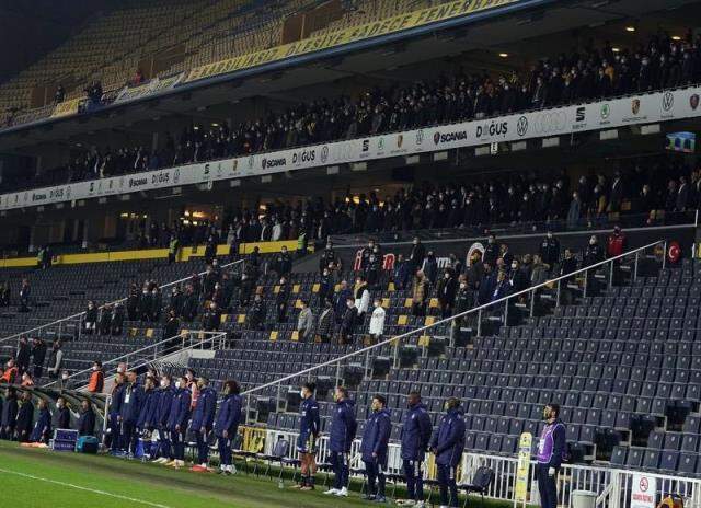 Son Dakika: Ülker Stadı'nda G.Saray'a edilen küfürlere Fatih Terim'den çok sert tepki: Demek ki TFF'den birileri yardımcı oluyor