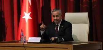 Bendeniz: Bülent Arınç'tan yeni eleştiriler: Dünün mücahitleri bugünün müteahhitleri oldu Bendeniz: Bülent Arınç'tan yeni eleştiriler: Dünün mücahitleri bugünün müteahhitleri oldu