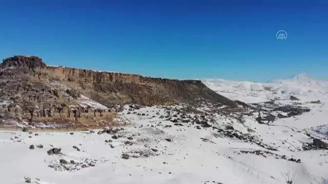 Meya Antik Kenti'nde kış güzelliği Meya Antik Kenti'nde kış güzelliği