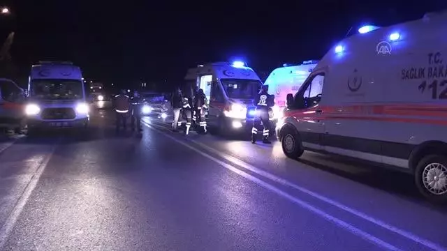 Son dakika haberleri! Alkollü sürücünün kullandığı araç ambulansa arkadan çarptı: 2 yaralı Son dakika haberleri! Alkollü sürücünün kullandığı araç ambulansa arkadan çarptı: 2 yaralı