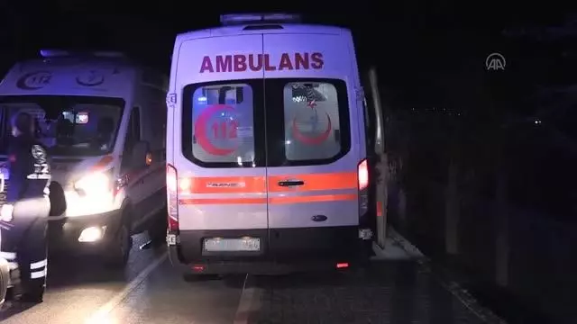 Son dakika haberleri! Alkollü sürücünün kullandığı araç ambulansa arkadan çarptı: 2 yaralı Son dakika haberleri! Alkollü sürücünün kullandığı araç ambulansa arkadan çarptı: 2 yaralı