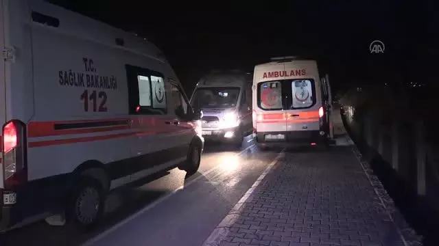 Son dakika haberleri! Alkollü sürücünün kullandığı araç ambulansa arkadan çarptı: 2 yaralı Son dakika haberleri! Alkollü sürücünün kullandığı araç ambulansa arkadan çarptı: 2 yaralı
