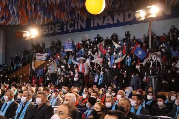Bakan Kasapoğlu: Niğde 5 Şubat Şehir Stadı bir ay içerisinde ihaleye çıkacak Bakan Kasapoğlu: Niğde 5 Şubat Şehir Stadı bir ay içerisinde ihaleye çıkacak
