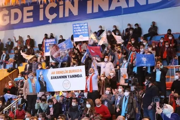 Bakan Kasapoğlu: Niğde 5 Şubat Şehir Stadı bir ay içerisinde ihaleye çıkacak Bakan Kasapoğlu: Niğde 5 Şubat Şehir Stadı bir ay içerisinde ihaleye çıkacak