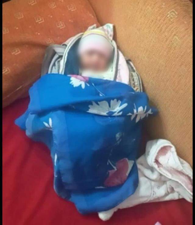 Çöpe terk edilen kız bebeğin annesi ve ebesi gözaltına alındı