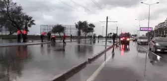 Etkili Olan Ruzgar Ve Firtina Nedeniyle Deniz Tasti