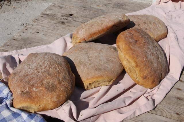Girit Türklerinin 120 yıllık ekşi mayalı ekmeği Mersin'den Türkiye'ye açılıyor Girit Türklerinin 120 yıllık ekşi mayalı ekmeği Mersin'den Türkiye'ye açılıyor