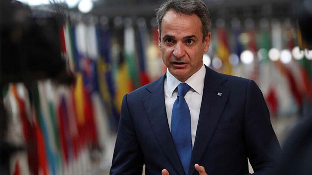 Güney Kıbrıs Rum Kesimi'ne ziyarette bulunan Yunanistan Başbakanı Miçotakis haddini aştı