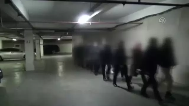 Son dakika haber: Kadıköy'deki olaylara ilişkin gözaltına alınan 61 kişi adliyeye sevk edildi Son dakika haber: Kadıköy'deki olaylara ilişkin gözaltına alınan 61 kişi adliyeye sevk edildi