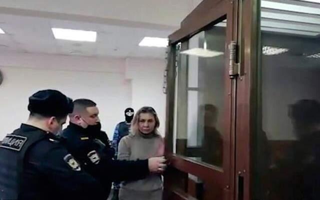 Yasak aşk üçgeninin ortasında kalan Rus dansçı, kiralık katil tarafından öldürüldü Yasak aşk üçgeninin ortasında kalan Rus dansçı, kiralık katil tarafından öldürüldü