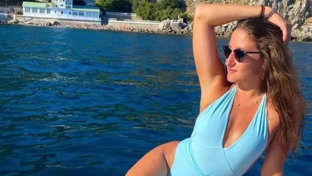 Yasak aşk üçgeninin ortasında kalan Rus dansçı, kiralık katil tarafından öldürüldü Yasak aşk üçgeninin ortasında kalan Rus dansçı, kiralık katil tarafından öldürüldü