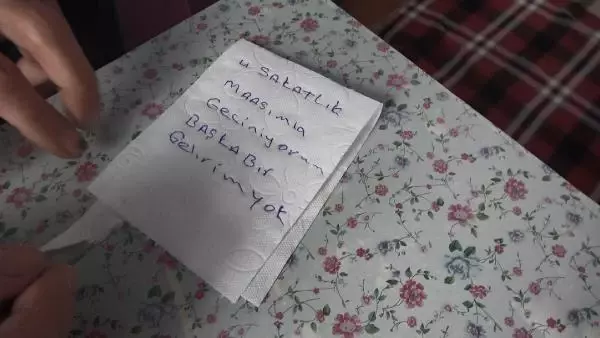 Avcılar'da konuşma ve işitme engelli kişi kafasına taşla vurularak gasp edildi Avcılar'da konuşma ve işitme engelli kişi kafasına taşla vurularak gasp edildi
