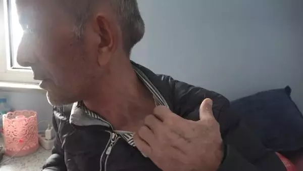 Avcılar'da konuşma ve işitme engelli kişi kafasına taşla vurularak gasp edildi Avcılar'da konuşma ve işitme engelli kişi kafasına taşla vurularak gasp edildi