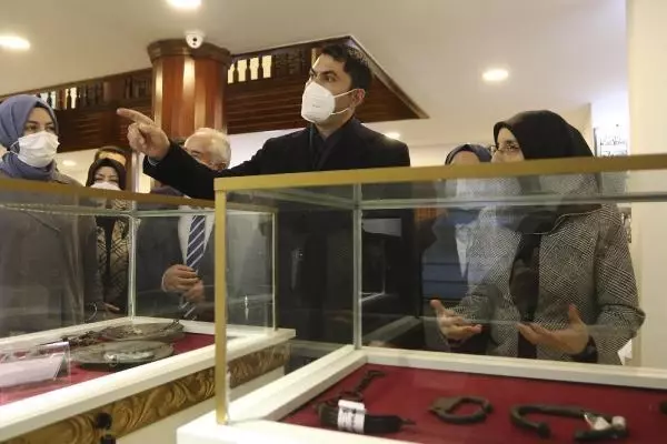 Bakan Kurum'dan Güdül'e ziyaret Bakan Kurum'dan Güdül'e ziyaret