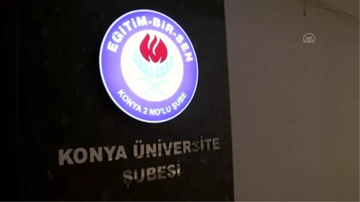Eğitim-Bir-Sen'den Boğaziçi Üniversitesi önündeki gösterilere tepki