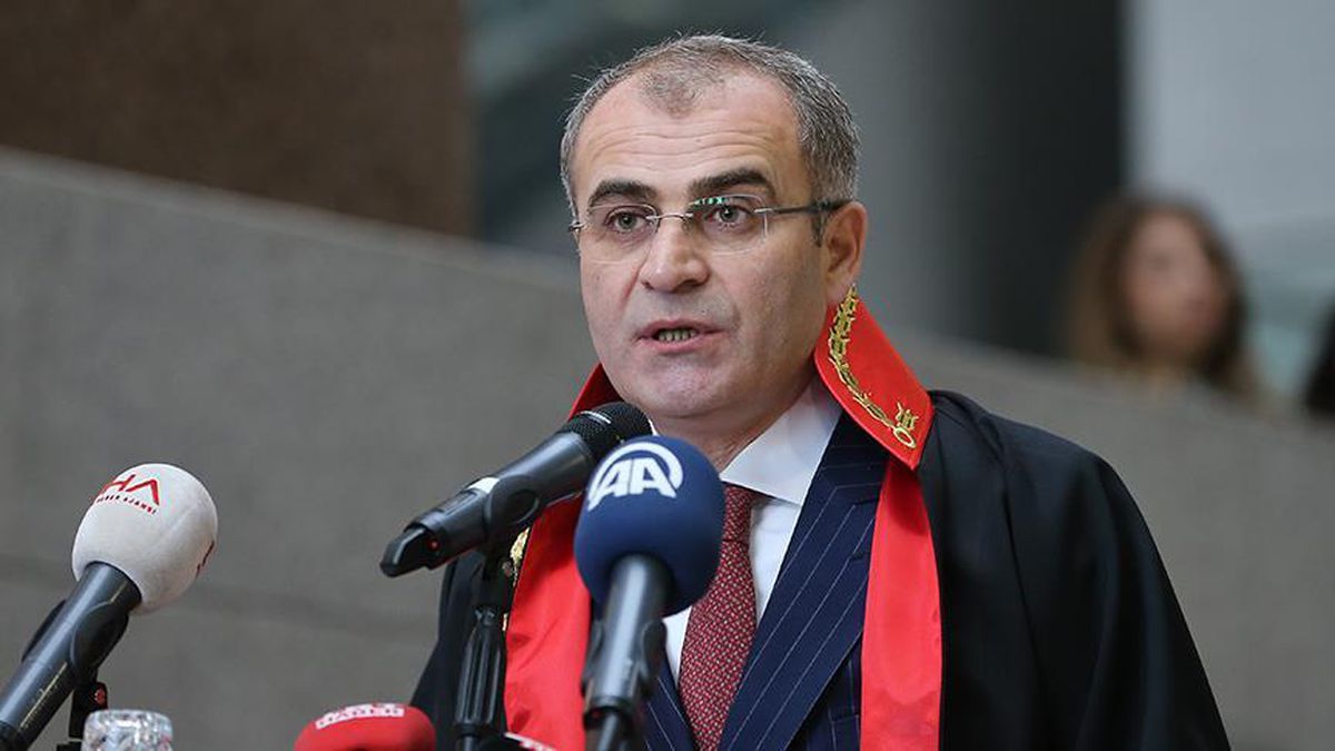İrfan Fidan kimdir, nereli? AYM üyesi İrfan Fidan'ın görevi nedir?