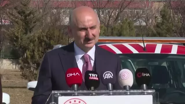 Karaismailoğlu: 'Bölgemizde lojistik üstünlüğümüzü ortaya koyan ulaştırma projelerimizle geleceğe hazırlanıyoruz' Karaismailoğlu: 'Bölgemizde lojistik üstünlüğümüzü ortaya koyan ulaştırma projelerimizle geleceğe hazırlanıyoruz'