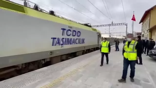Konya-Karaman Hızlı Tren Hattı'ndaki test sürüşleri 15 Mart'a kadar sürecek Konya-Karaman Hızlı Tren Hattı'ndaki test sürüşleri 15 Mart'a kadar sürecek