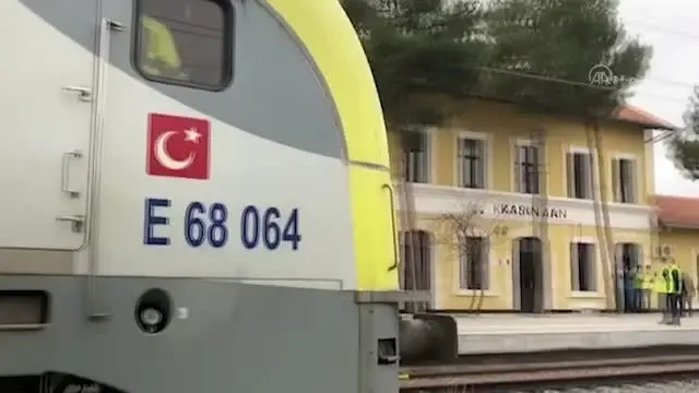 Konya-Karaman Hızlı Tren Hattı'ndaki test sürüşleri 15 Mart'a kadar sürecek Konya-Karaman Hızlı Tren Hattı'ndaki test sürüşleri 15 Mart'a kadar sürecek
