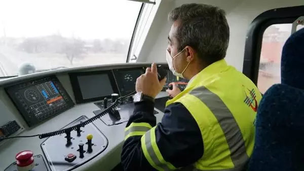 Konya-Karaman Hızlı Tren Hattı'ndaki test sürüşleri 15 Mart'a kadar sürecek Konya-Karaman Hızlı Tren Hattı'ndaki test sürüşleri 15 Mart'a kadar sürecek
