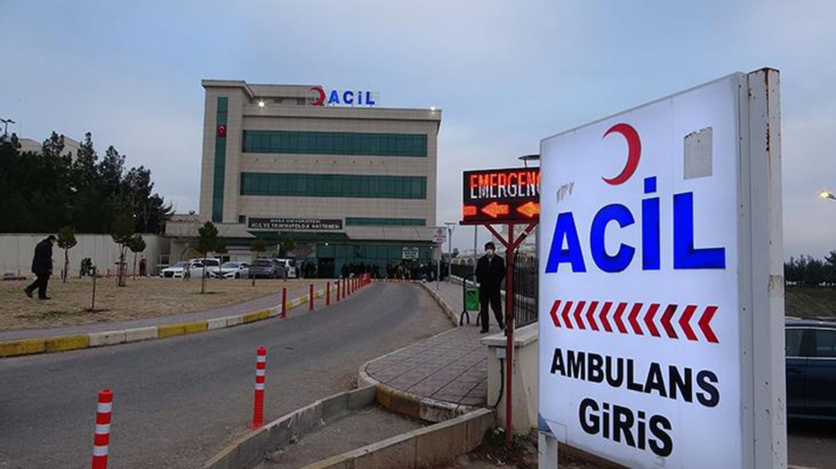 Muhtarlık seçimi nedeniyle birbirine düşen iki aile arasında silahlar çekildi: 1 ölü, 2 ağır yaralı