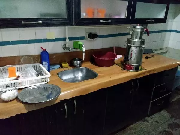 Ofiste kumar oynarken yakalanan 5 kişiye toplam 15 bin 750 lira ceza Ofiste kumar oynarken yakalanan 5 kişiye toplam 15 bin 750 lira ceza