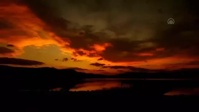 Son dakika! Yeniçağa Gölü'nde gün batımı Son dakika! Yeniçağa Gölü'nde gün batımı