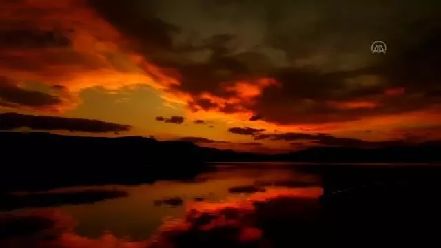 Son dakika! Yeniçağa Gölü'nde gün batımı Son dakika! Yeniçağa Gölü'nde gün batımı
