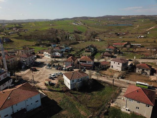 220 haneli mahallede 60 tan fazla emlakci hiz 4 13917720 o