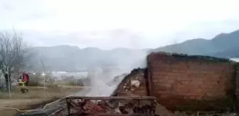 Ağılda çıkan yangında 56 küçükbaş hayvan telef oldu