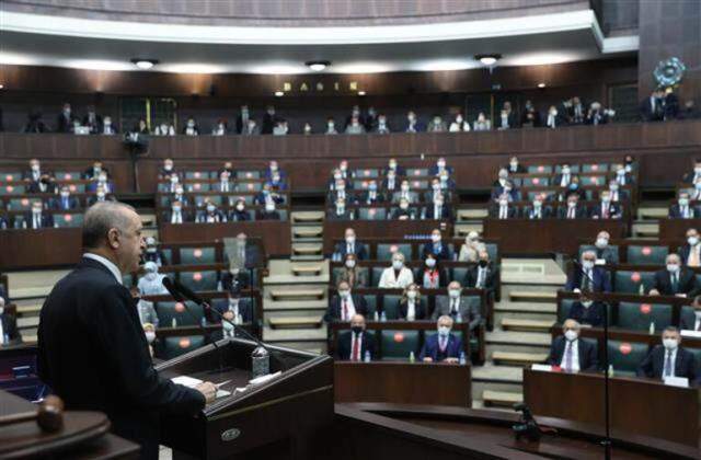 Cumhurbaşkanı Erdoğan, yeni anayasa için tüm partilere çağrıda bulundu: Gelin yıl içerisinde çalışmaları tamamlayalım