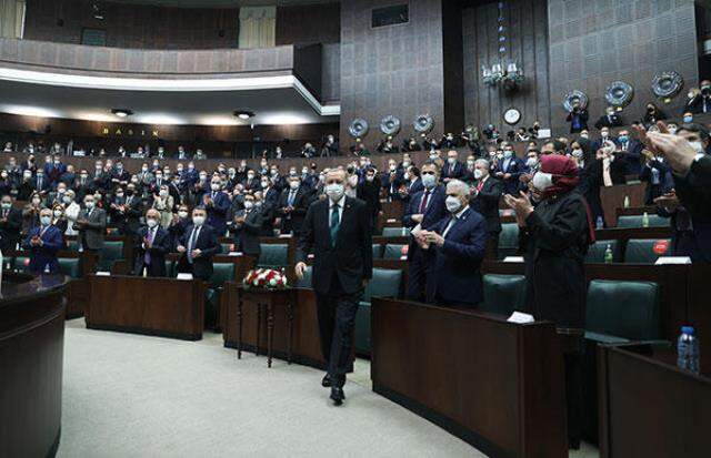 Cumhurbaşkanı Erdoğan, yeni anayasa için tüm partilere çağrıda bulundu: Gelin yıl içerisinde çalışmaları tamamlayalım