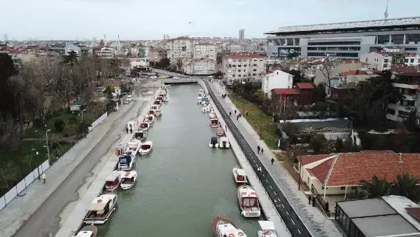 (Havadan fotoğrafla) Kurbağalıdere'de su tekrar bulanıklaştı, çöpler birikti (Havadan fotoğrafla) Kurbağalıdere'de su tekrar bulanıklaştı, çöpler birikti