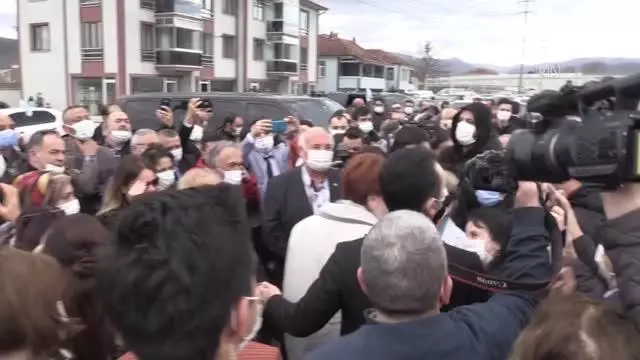 İYİ Parti Genel Başkanı Akşener, Düzce'de ziyaretlerde bulundu İYİ Parti Genel Başkanı Akşener, Düzce'de ziyaretlerde bulundu