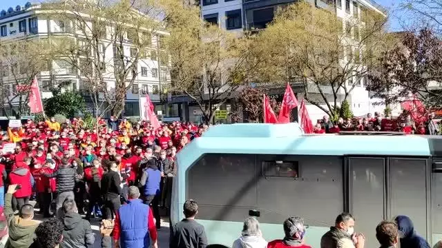 Son dakika haberi: Maltepe Belediyesi'ne grev kararı asıldı Son dakika haberi: Maltepe Belediyesi'ne grev kararı asıldı