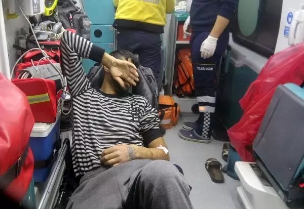 Son dakika... Önce seslendiler, sonra tabancayla yaraladılar Son dakika... Önce seslendiler, sonra tabancayla yaraladılar