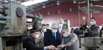 Kulp: DİYARBAKIR - Vali Münir Karaloğlu: 'Amacımız Kulp ilçesinde ipekçiliği geliştirmek' Kulp: DİYARBAKIR - Vali Münir Karaloğlu: 'Amacımız Kulp ilçesinde ipekçiliği geliştirmek'