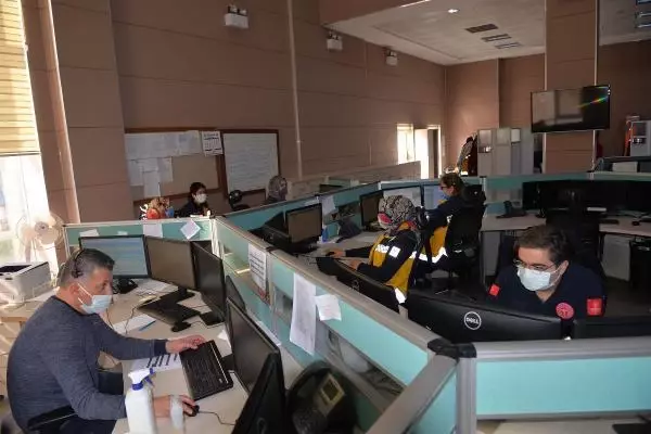 '112 Acil'i arayıp evlenme teklifi eden de var, eşinden ayrıldığı için sohbet etmek isteyen de'