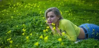 Antalya'da yalancı bahar, çayırları renklendirdi