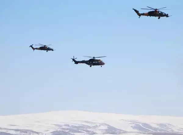 Son dakika haberi: Akar: 'TSK ve Azerbaycan Silahlı Kuvvetleri kendisine verilecek her türlü görevi yapabilecek güçte olduğunu göstermiştir' Son dakika haberi: Akar: 'TSK ve Azerbaycan Silahlı Kuvvetleri kendisine verilecek her türlü görevi yapabilecek güçte olduğunu göstermiştir'